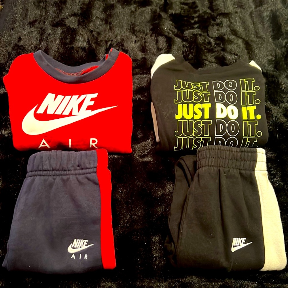 Baby/Toddler Nike Matching Sweatsuit Sets